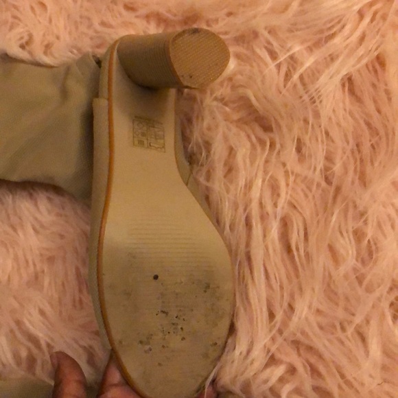 Open toe thigh high boots - Picture 3 of 3